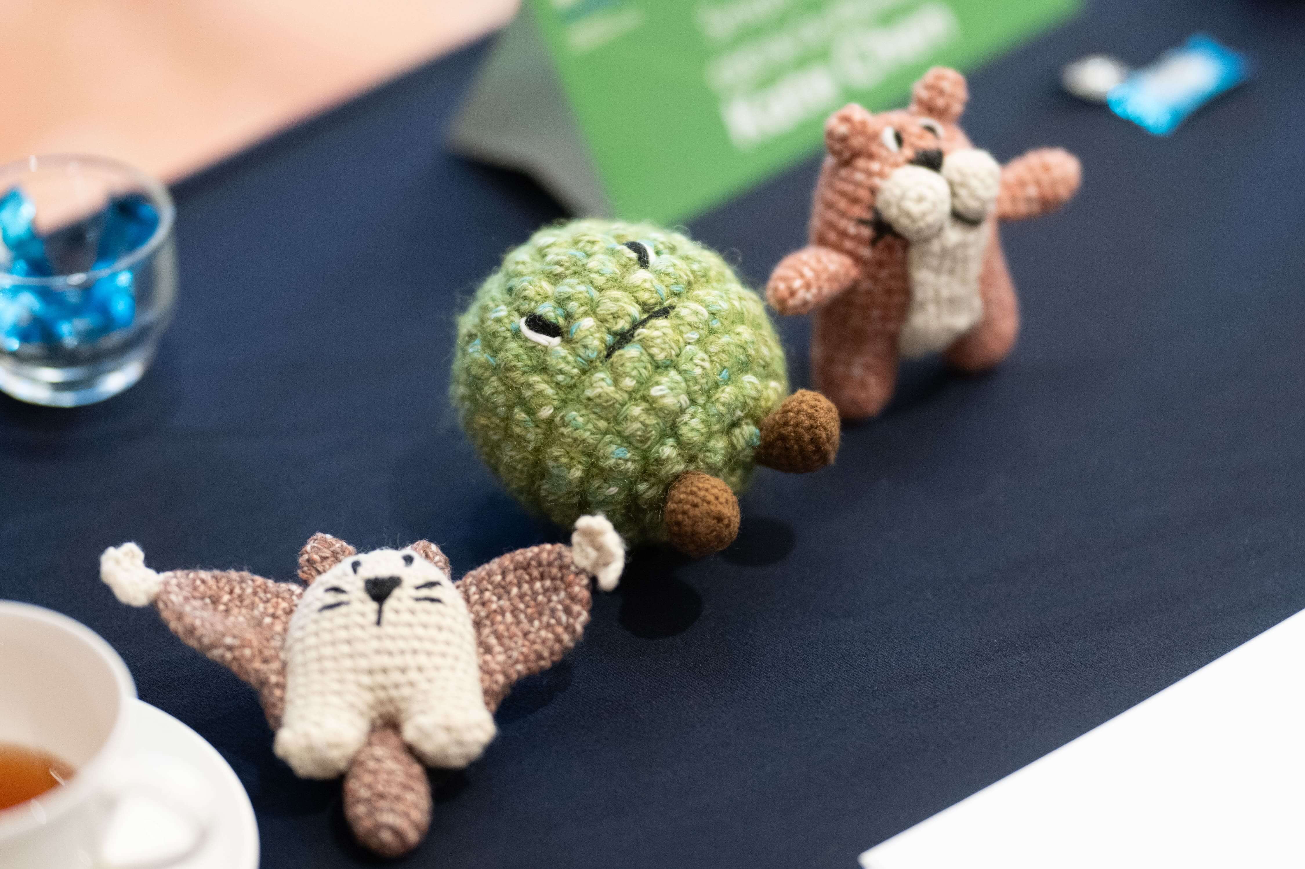 珄笙工作室於頒獎典禮現場展示可愛的編織工藝品